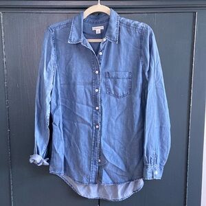 Croft & Barrow women’s button front tencel shirt size small